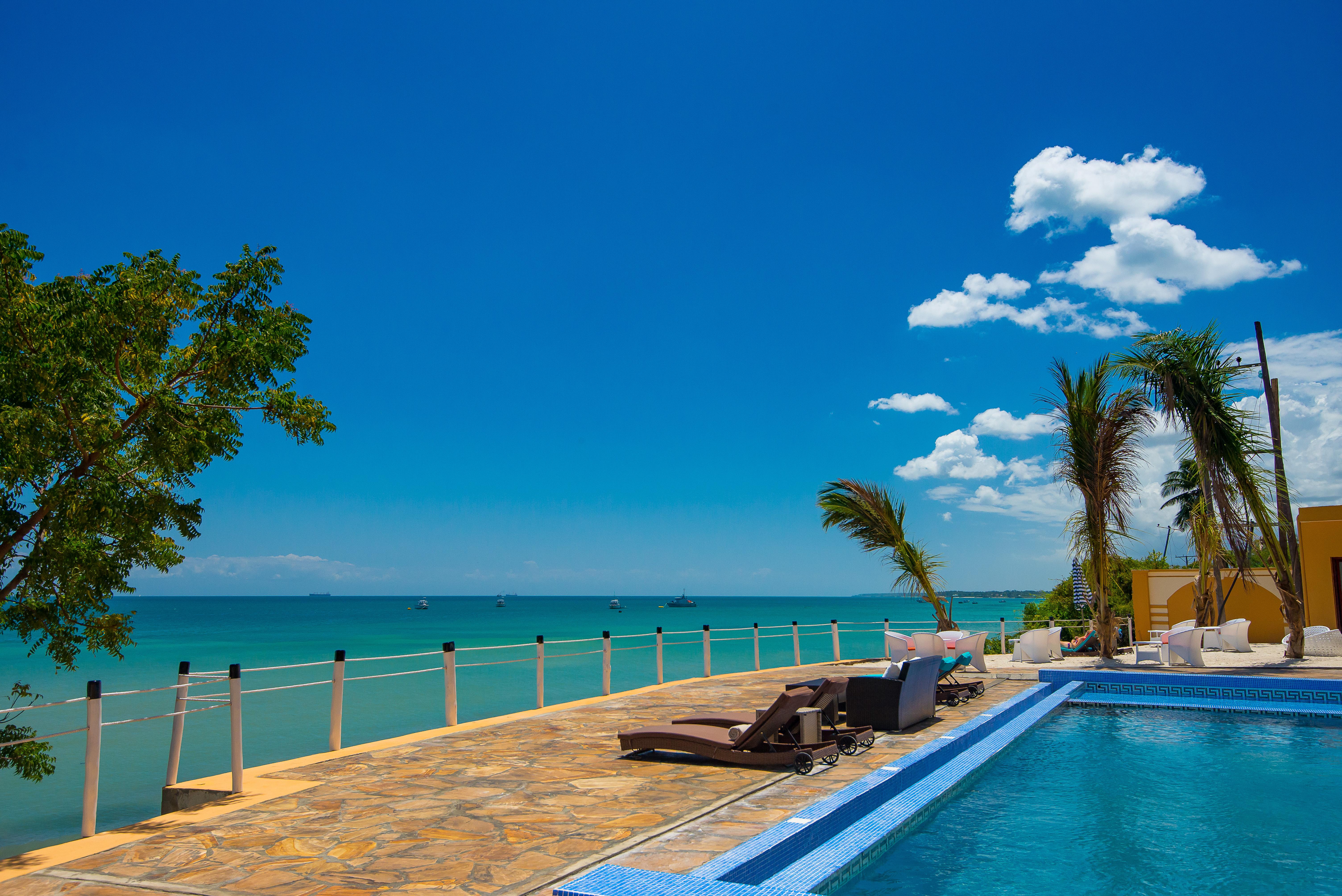 Golden Tulip Zanzibar Resort Exterior photo